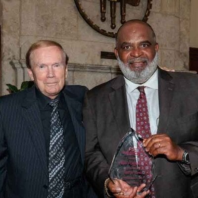 "Hall of Fame Blomberg and Haggins Jr." 